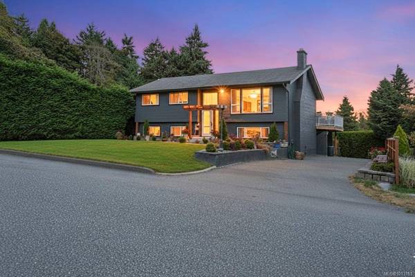 536 Strathdee Pl, Colwood, BC V9C 2R6