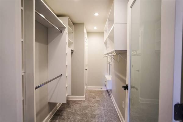 2617 Doncaster Dr, Victoria, BC V8R 2W5