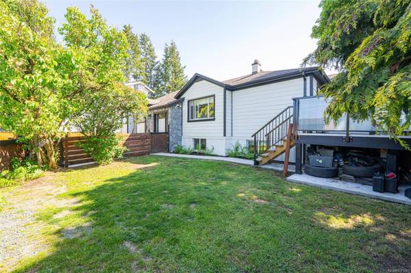 981 Isabell Ave, Langford, BC V9C 2W2