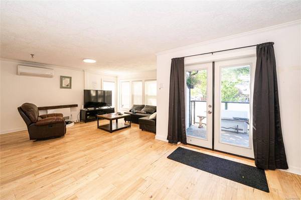 981 Isabell Ave, Langford, BC V9C 2W2