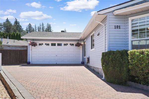 101 Raven Crt, View Royal, BC V9A 7M2
