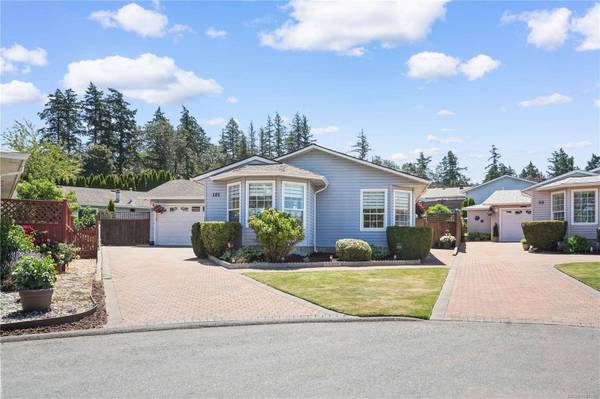 101 Raven Crt, View Royal, BC V9A 7M2