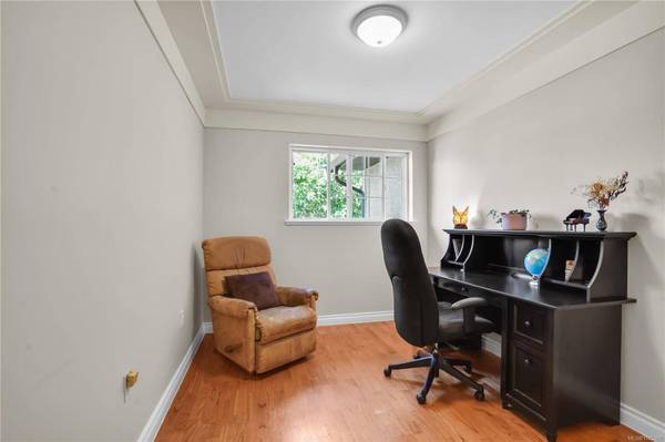 2035 Gourman Pl, Langford, BC V9B 6A9