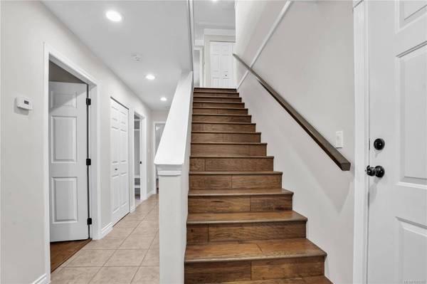 2035 Gourman Pl, Langford, BC V9B 6A9