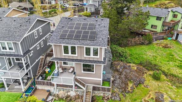 2562 Rosevista Pl, Langford, BC V9B 5J6