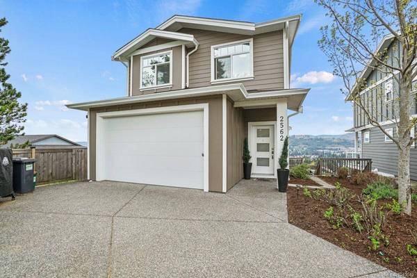 2562 Rosevista Pl, Langford, BC V9B 5J6
