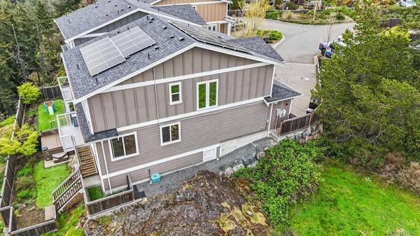 2562 Rosevista Pl, Langford, BC V9B 5J6