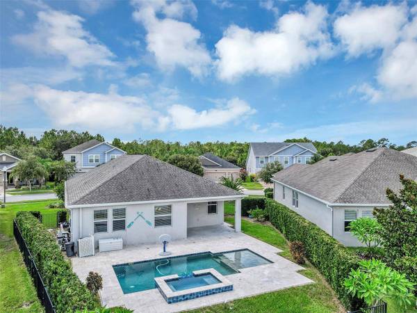 10193 LOVEGRASS LN, Orlando, FL 32832