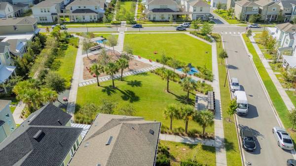 9806 SHARPLESS ALY, Orlando, FL 32827