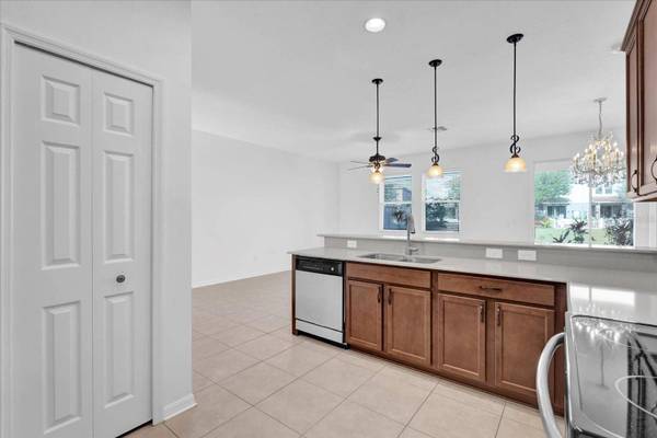 9084 SHEPTON ST, Orlando, FL 32825