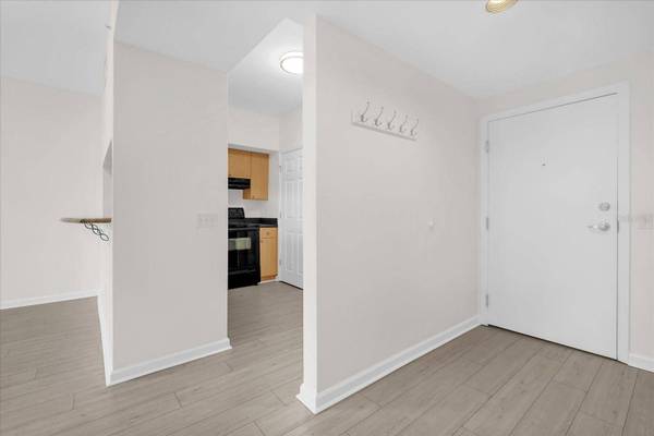 322 E CENTRAL BLVD #606, Orlando, FL 32801