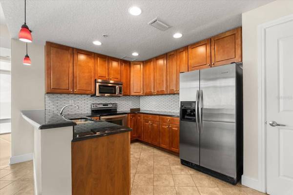 101 S EOLA DR #1010, Orlando, FL 32801