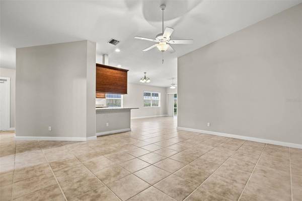 11972 KAJETAN LN, Orlando, FL 32827