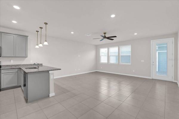 10877 WOODED ACRE ALY, Orlando, FL 32829