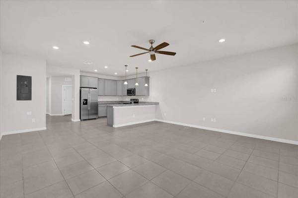 10877 WOODED ACRE ALY, Orlando, FL 32829