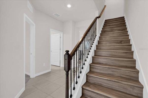 10877 WOODED ACRE ALY, Orlando, FL 32829