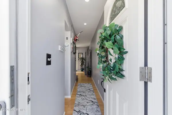 135 Belshaw Avenue, Shrewsbury Twp, NJ 07724