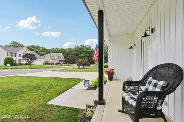 431 Virginia Avenue, Bayville, NJ 08721