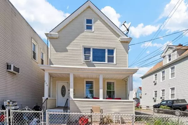 246 Ackerman Ave, Clifton City, NJ 07011