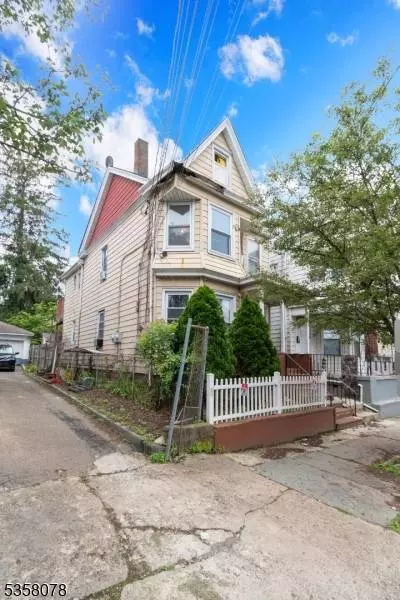 123 Coral St, Paterson City, NJ 07522