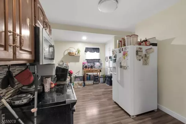 123 Coral St, Paterson City, NJ 07522