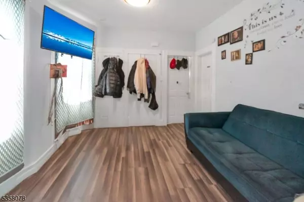 123 Coral St, Paterson City, NJ 07522