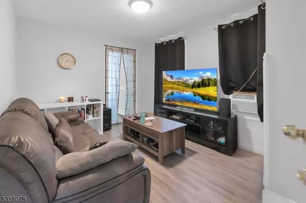 123 Coral St, Paterson City, NJ 07522