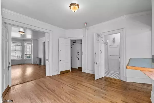 47 Roseville Ave, Newark City, NJ 07107