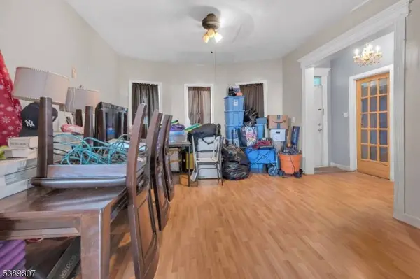 42 Nairn Pl, Newark City, NJ 07108