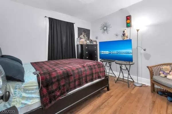 399 S 8Th St, Newark City, NJ 07103