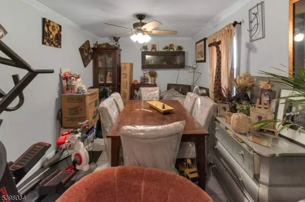 439 Hillside Ave, Saddle Brook Twp., NJ 07663