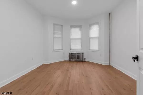 45 Seymour Ave, Newark City, NJ 07108