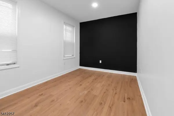 45 Seymour Ave, Newark City, NJ 07108