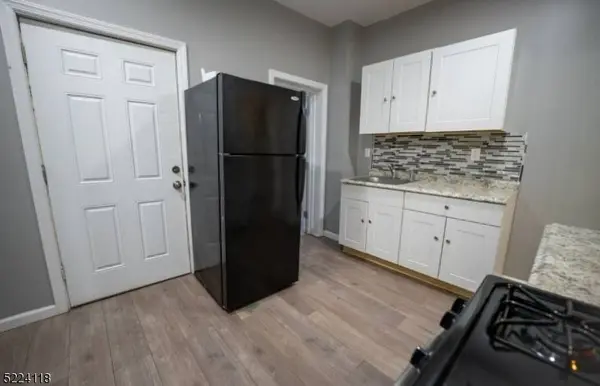 226 Fairmount Ave #1, Newark City, NJ 07103