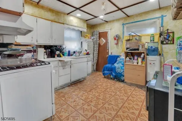 452 N 11Th St, Newark City, NJ 07107