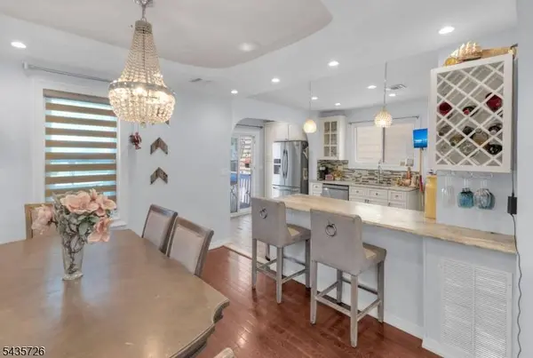 56 Ridgefield Ave, Ridgefield Park Village, NJ 07660