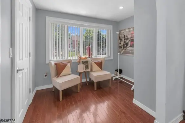 56 Ridgefield Ave, Ridgefield Park Village, NJ 07660
