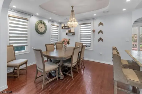56 Ridgefield Ave, Ridgefield Park Village, NJ 07660