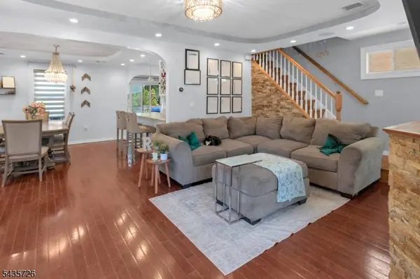 56 Ridgefield Ave, Ridgefield Park Village, NJ 07660