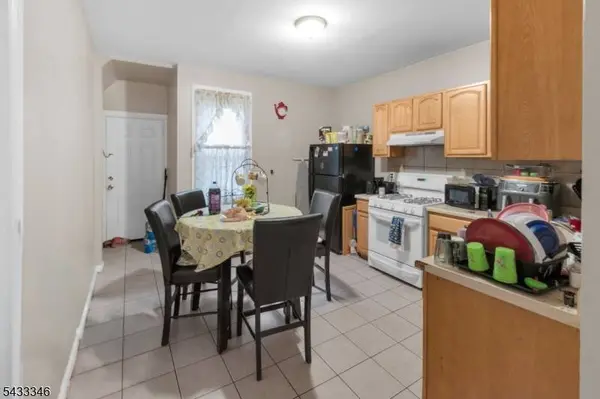 135 N 4Th St, Paterson City, NJ 07522