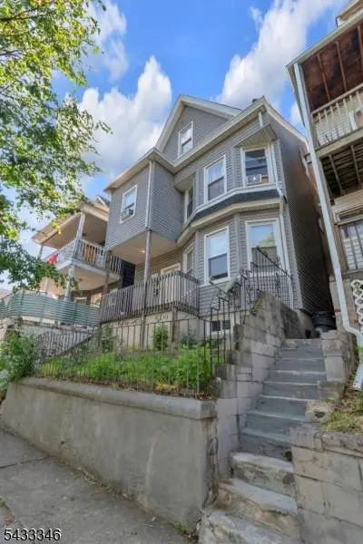135 N 4Th St, Paterson City, NJ 07522