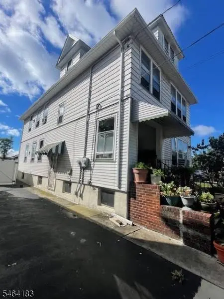 171 Arlington Ave, Clifton City, NJ 07011