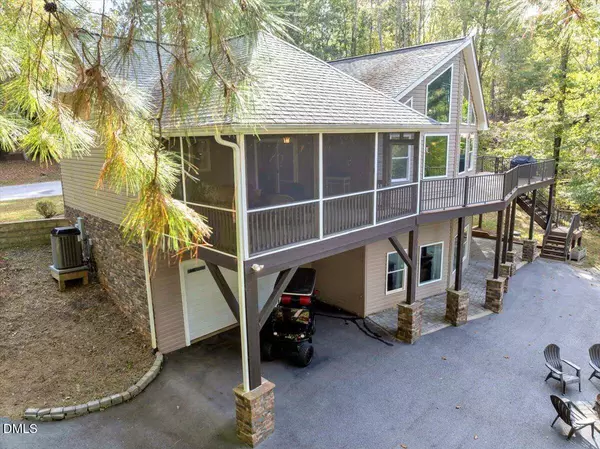 25 Mckayla Lane, Bracey, VA 23919