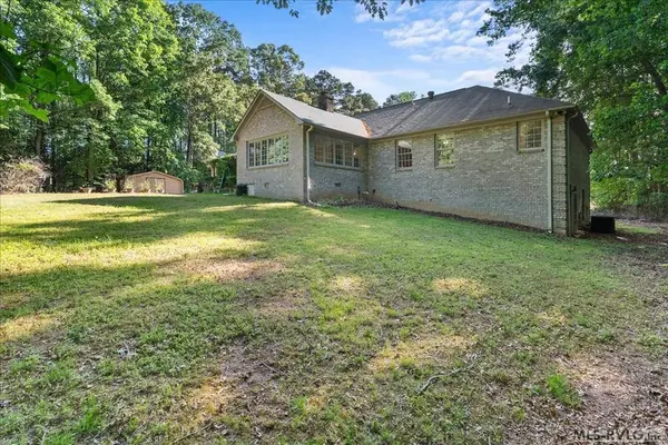 350 Flat Rock Rd, Boydton, VA 23917