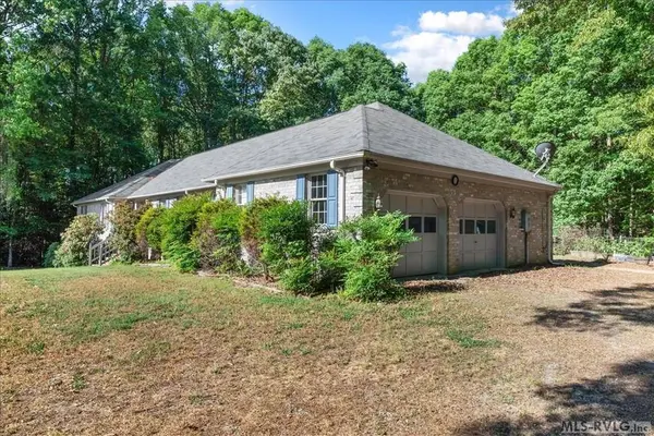350 Flat Rock Rd, Boydton, VA 23917