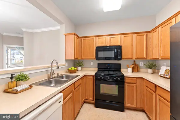 1 CAMERON GROVE BLVD #305, Upper Marlboro, MD 20774