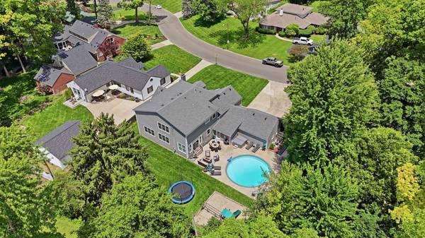 505 S Broadmoor Blvd, Springfield, OH 45504-1137