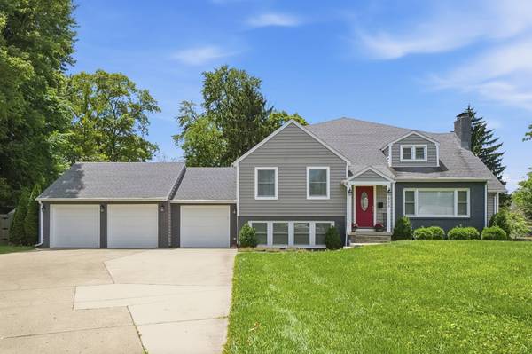 505 S Broadmoor Blvd, Springfield, OH 45504-1137