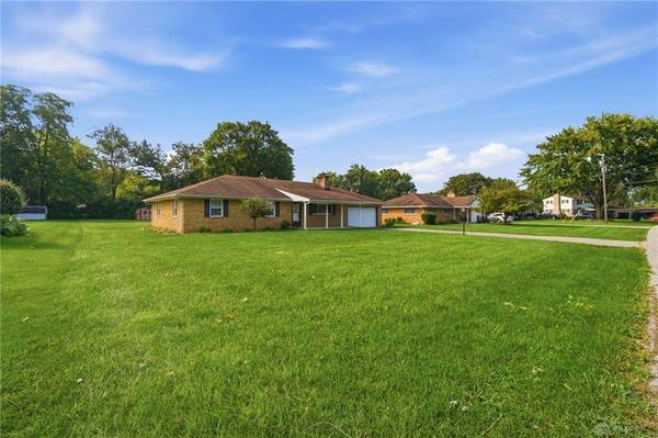 139 Miramar Drive, Enon Vlg, OH 45323