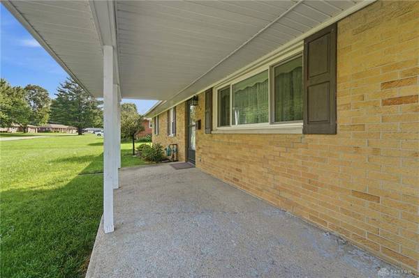 139 Miramar Drive, Enon Vlg, OH 45323